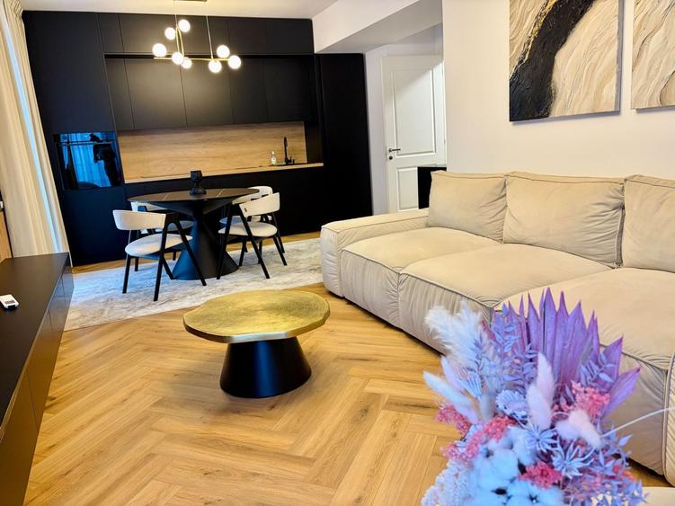 Apartament cu 2 camere, mobilat în Pipera