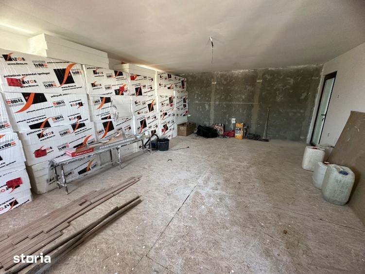 Casă cu 3 camere cu Teren 300 Mp în Central