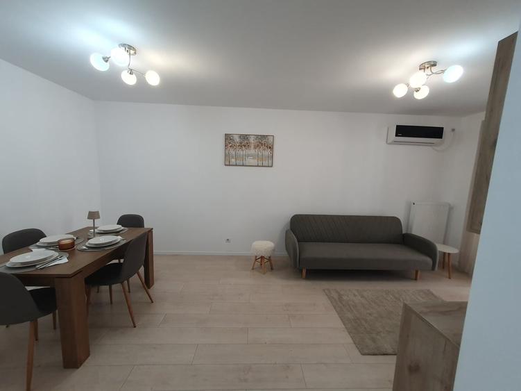 Apartament cu 2 camere decomandat în Ghencea