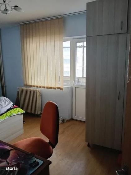 Apartament 3 camere, 2 bai, Bd. Independentei - 8