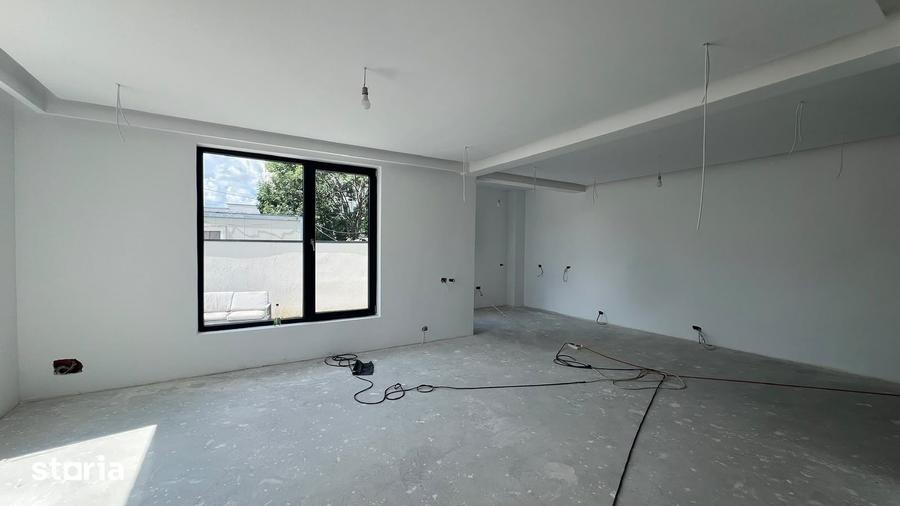Casă cu 5 camere cu Teren 255 Mp în Bucureștii Noi
