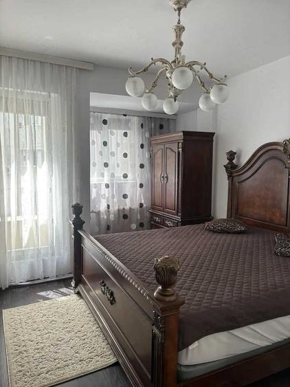 Casă cu 4 camere în Delfinariu