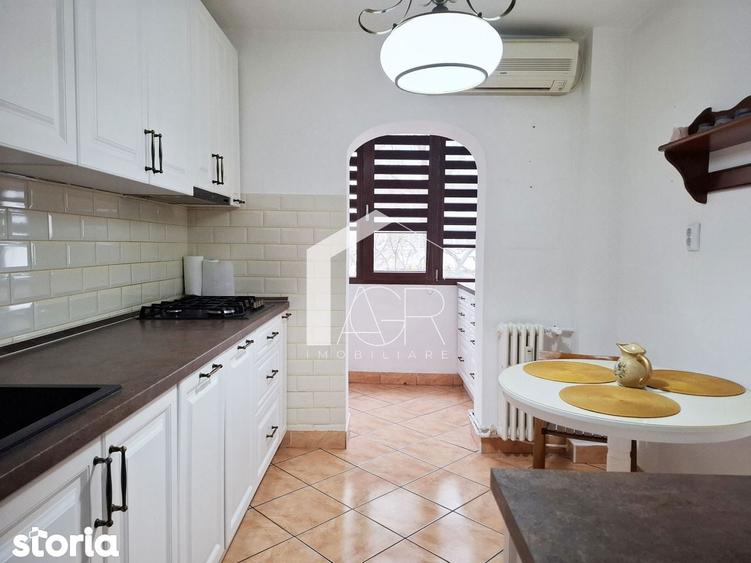 Apartament cu 2 camere decomandat în Central