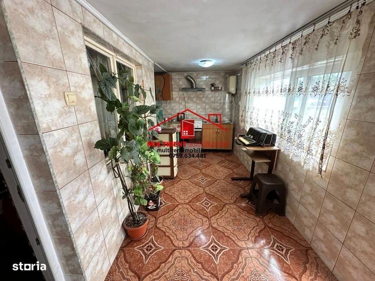 Casa de vanzare,str.Deltei,zona Complex ! - 2