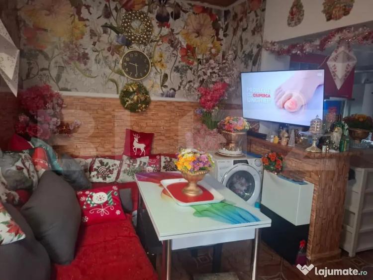 Casă cu 3 camere cu Teren 1980 Mp în Central