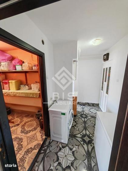 Apartament cu 3 camere semidecomandat în Central