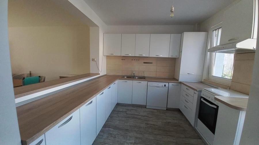 Duplex cu 4 camere cu Canalizare în Aviației