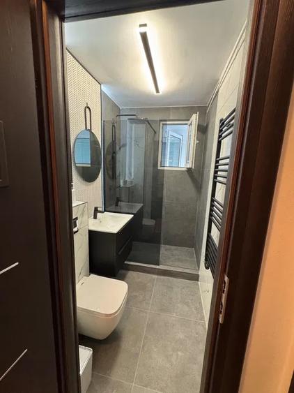 Apartament cu 2 camere semidecomandat, mobilat în Baba Novac