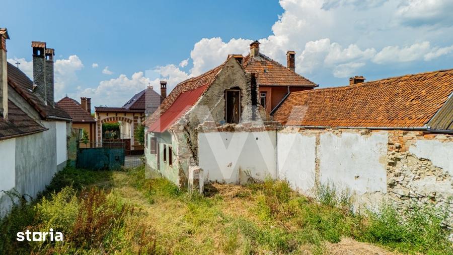 Casă cu 1 camere cu Teren 896 Mp în Caragiale