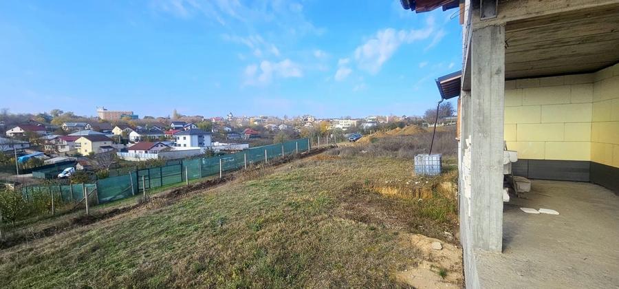 Casă individuală cu 5 camere cu Canalizare în Nord