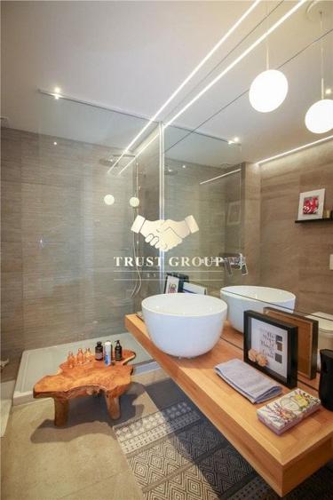 Apartament cu 4 camere decomandat, mobilat în Universitate