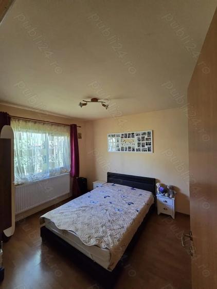 Casă cu 3 camere cu Teren 100 Mp în Câmpinița