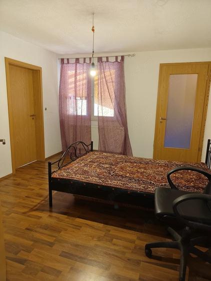 Casă cu 4 camere cu Teren 1106 Mp în Vinga