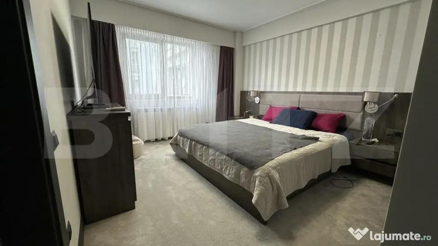 Apartament cu 3 camere semidecomandat în Nufărul