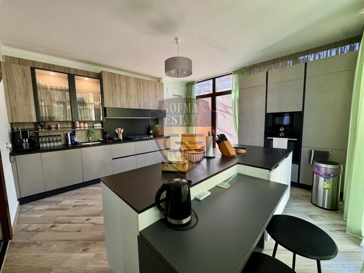 Duplex cu 5 camere cu Canalizare în Faleza Nord