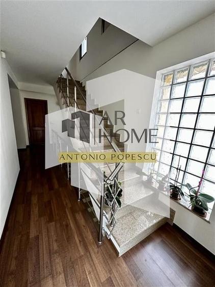 Duplex cu 5 camere cu Canalizare în Albert