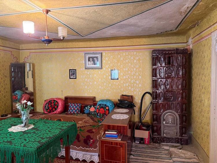 Casă cu 4 camere în Geoagiu de Sus