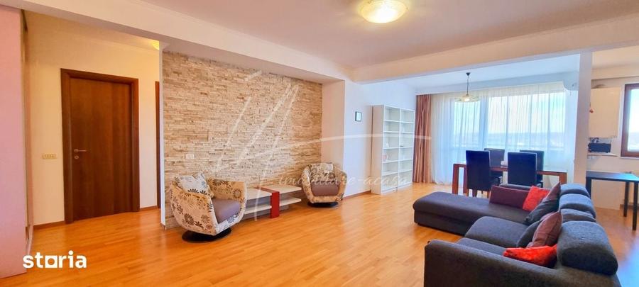 Apartament cu 3 camere semidecomandat în Băneasa