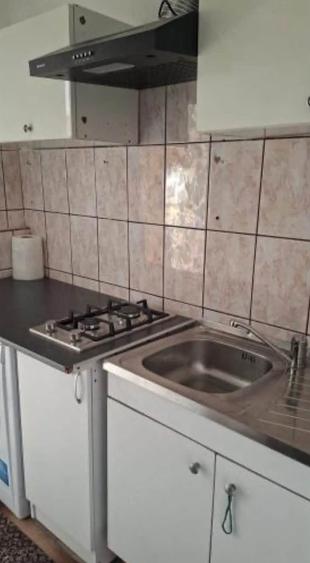 Garsoniera  cet  250 euro - 2