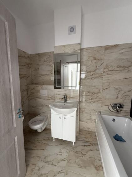 Apartament cu 2 camere decomandat în 1 Decembrie 1918