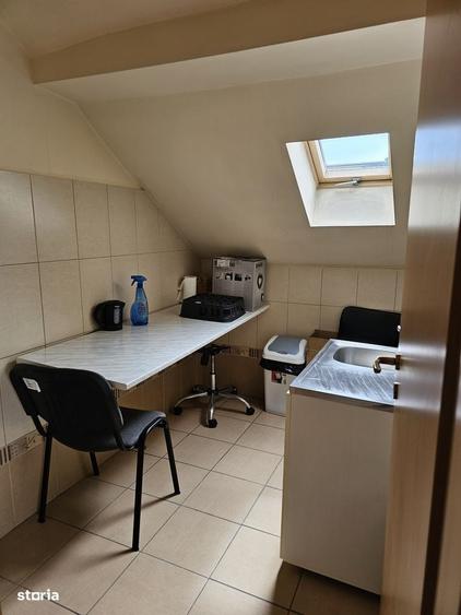 Casă cu 4 camere cu Teren 153 Mp în Podgoria