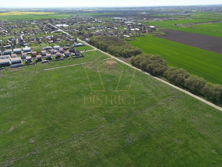 Teren Construcții intravilan de 642 mp, în Covaci