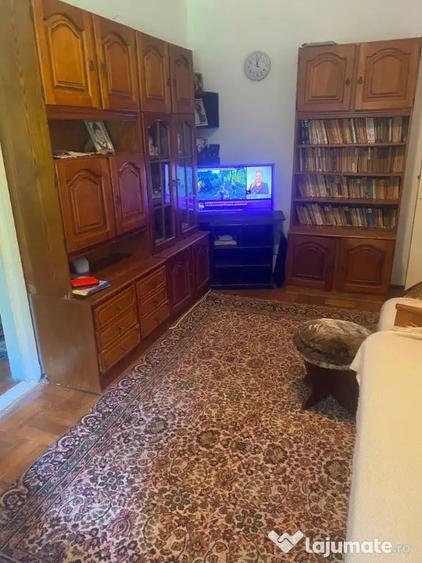 Apartament cu 2 camere semidecomandat în Km 4