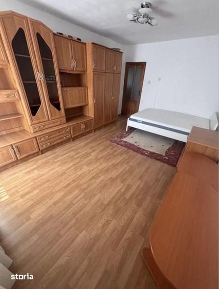Inchiriez ap 2 camere decomandat - 2