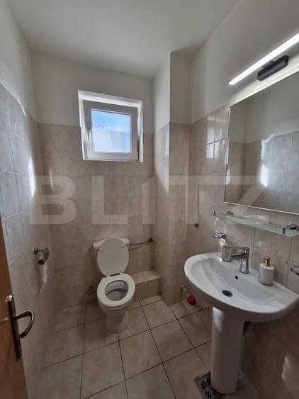 Apartament cu 3 camere decomandat, mobilat în Șcheia