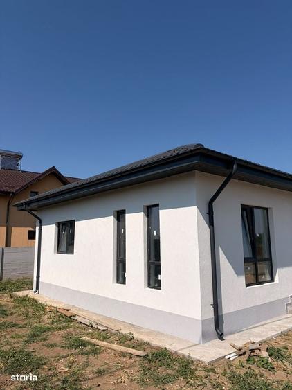 Casă cu 3 camere în Central