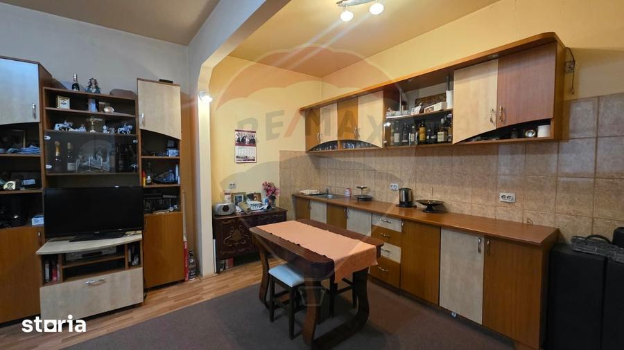 Casă cu 4 camere cu Teren 150 Mp în Ultracentral