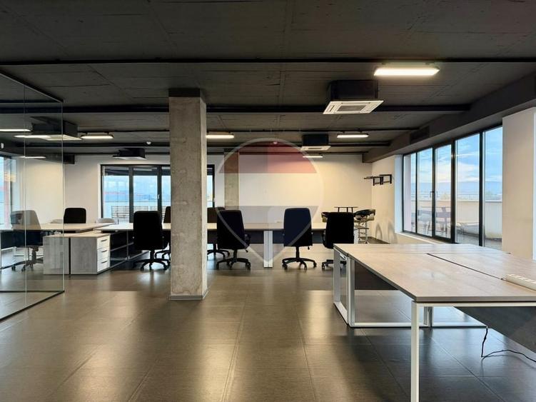 Birou, de 166.44999694824 mp, în Someșeni