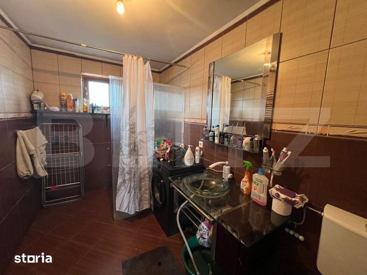 Casă cu 3 camere cu Teren 875 Mp în Bercu Roșu