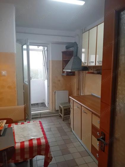 Apartament cu 2 camere decomandat în Mazepa 2
