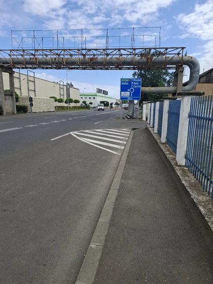 Garsonieră decomandată în Drăgășani