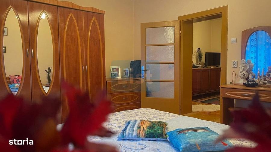 Casă cu 4 camere în Central