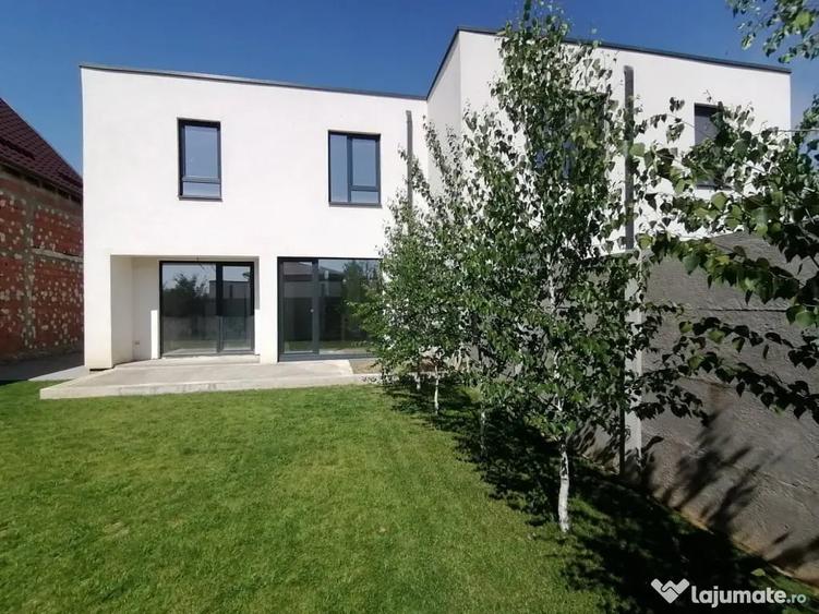 Duplex modern - design deosebit - zona foarte buna - 3 dormi - 3