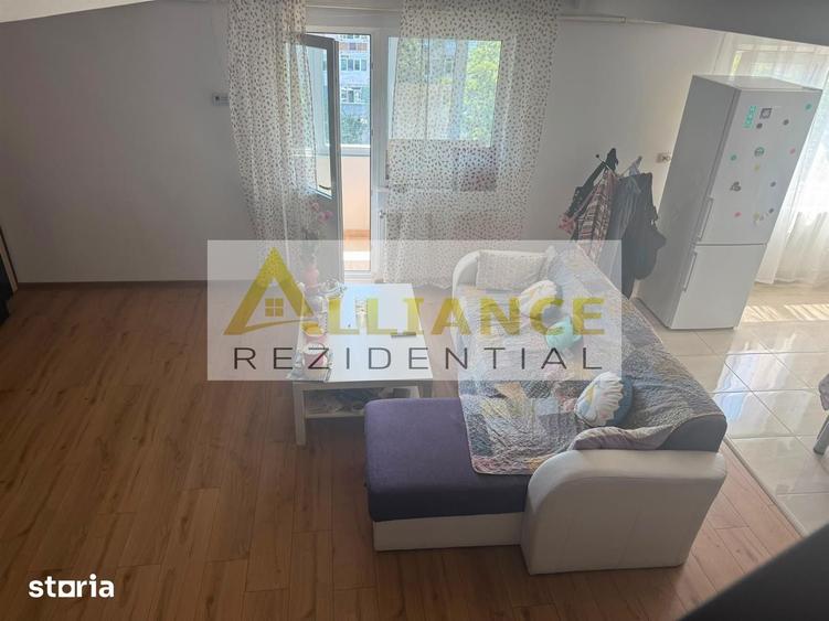 Apartament cu 3 camere în Berceni