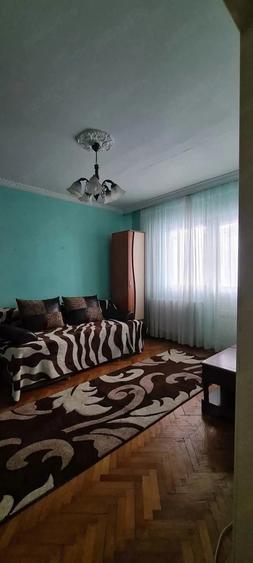 Apartament cu 2 camere decomandat în Micro 19
