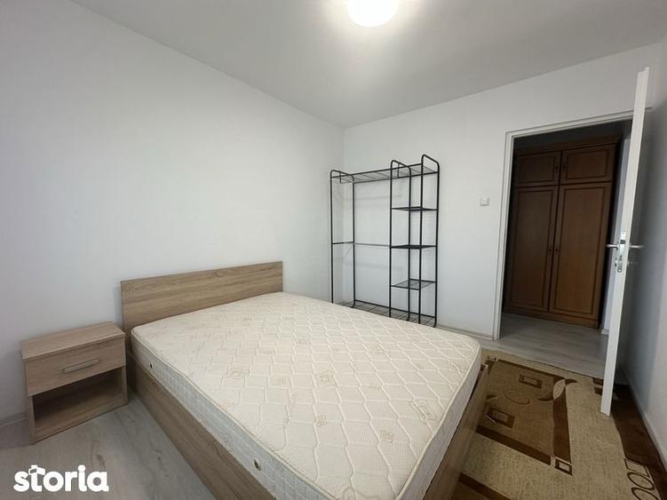 Apartament cu 3 camere decomandat în Păcurari