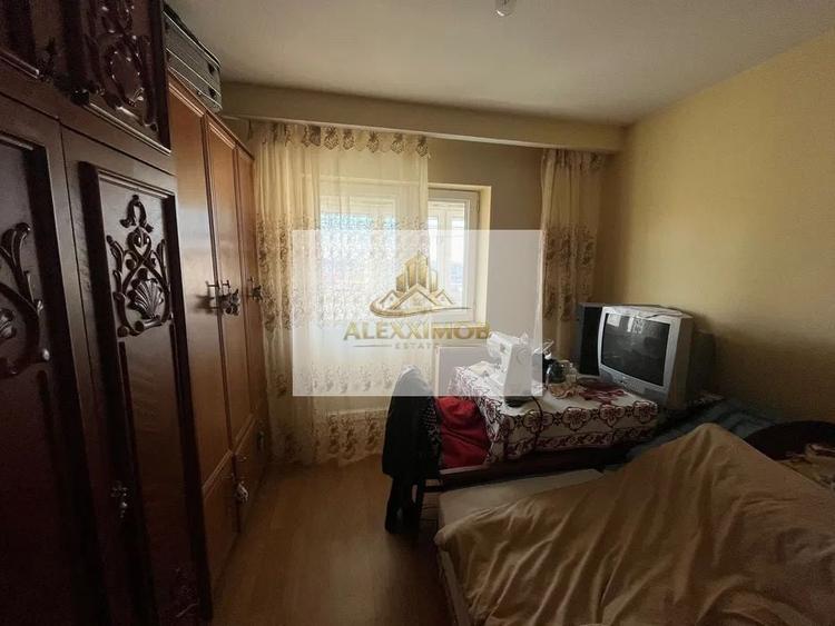 Apartament cu 3 camere decomandat, mobilat în Nord