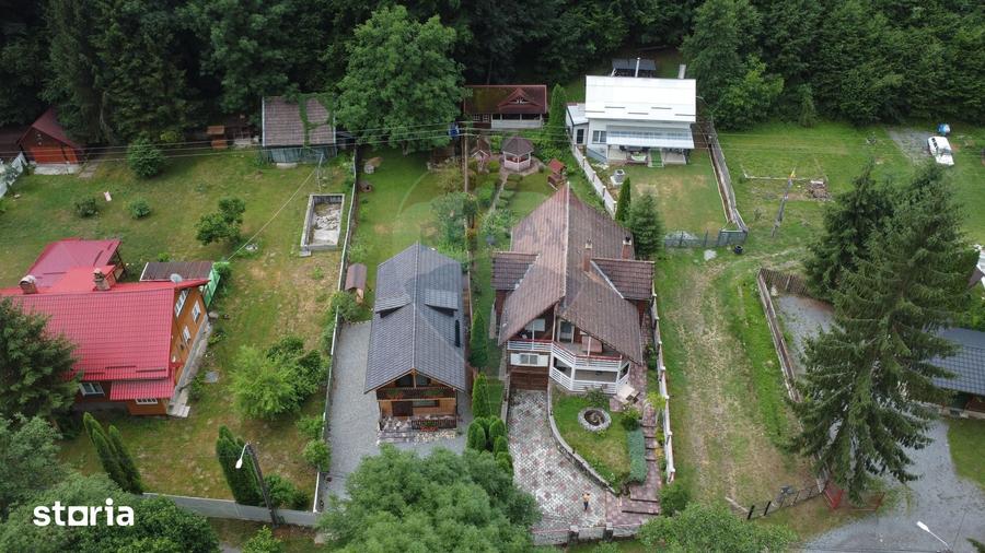 Casă cu 7 camere cu Teren 600 Mp în Feleacu