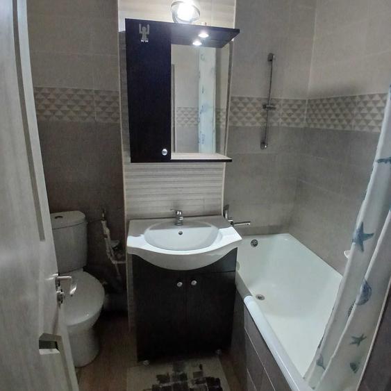 Garsonieră decomandată în Central