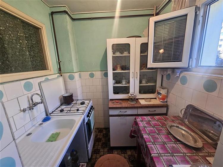 Apartament cu 2 camere nedecomandat în Micro II