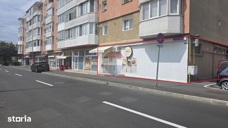 Spațiu comercial, de 83 mp, în Tractorul