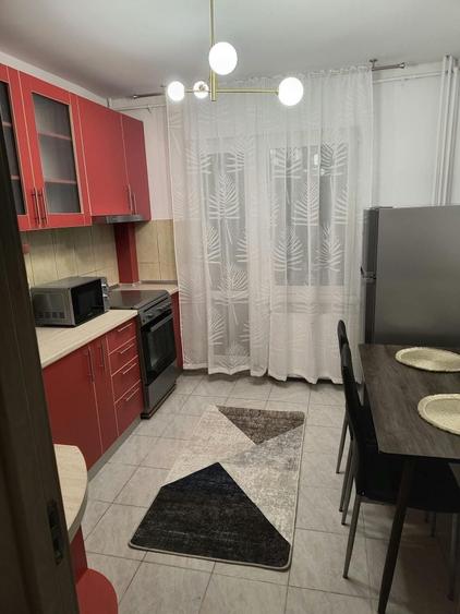 Apartament cu 2 camere decomandat în Sebastian