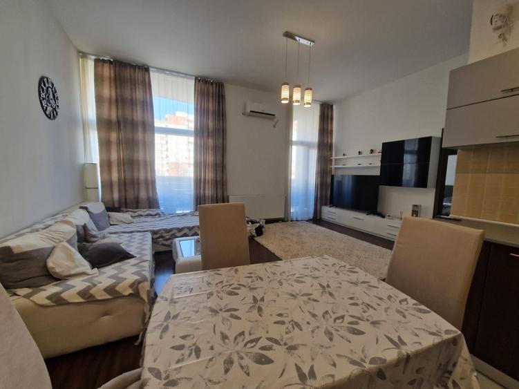 Apartament cu 2 camere semidecomandat în Central