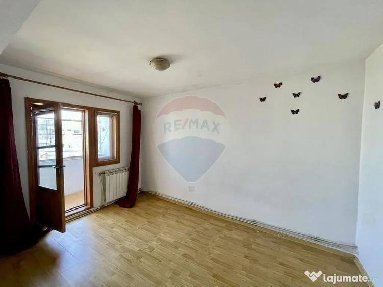 Apartament cu 3 camere de vanzare in zona Brailei - 7