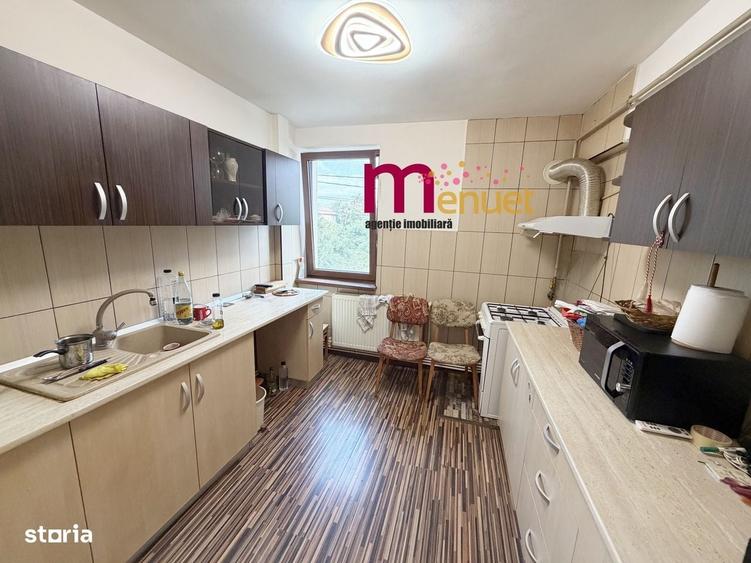 Apartament cu 3 camere în Central