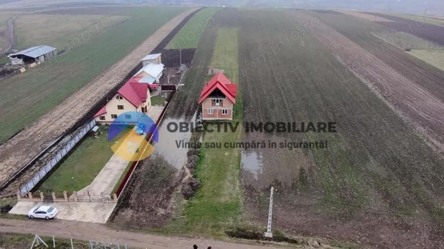 Casă cu 4 camere cu Teren 1800 Mp în Grumăzești